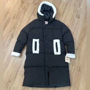 Levi’s parka jacket NWT